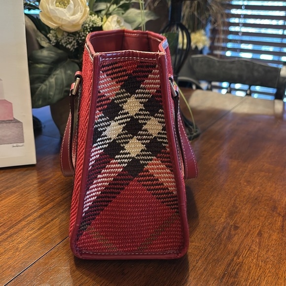 Burberry, London blue label authentic TARTAN red leather handbag/tote - Picture 4 of 14